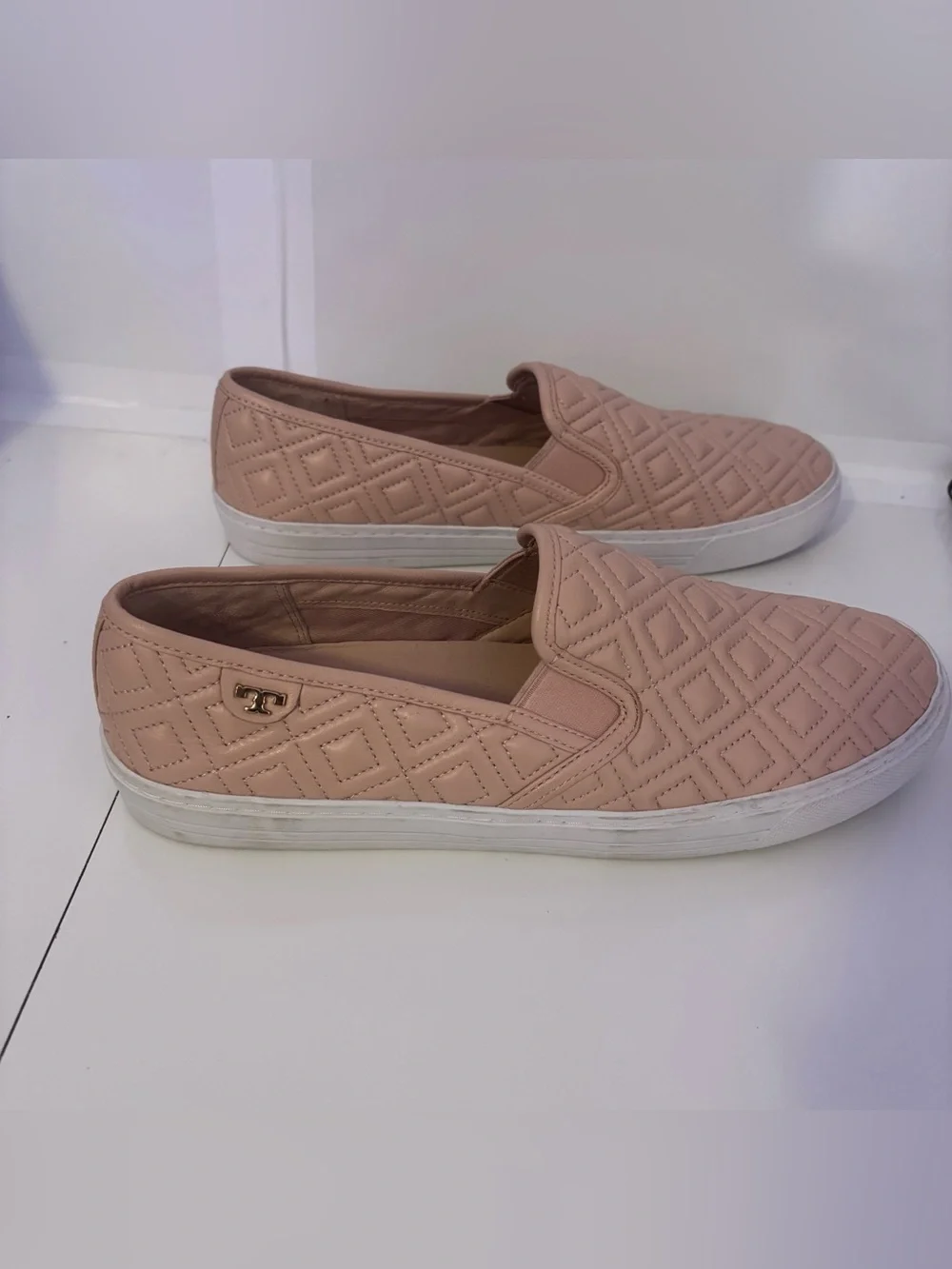 Tory Burch Pink Quilted 10.5 Shoes